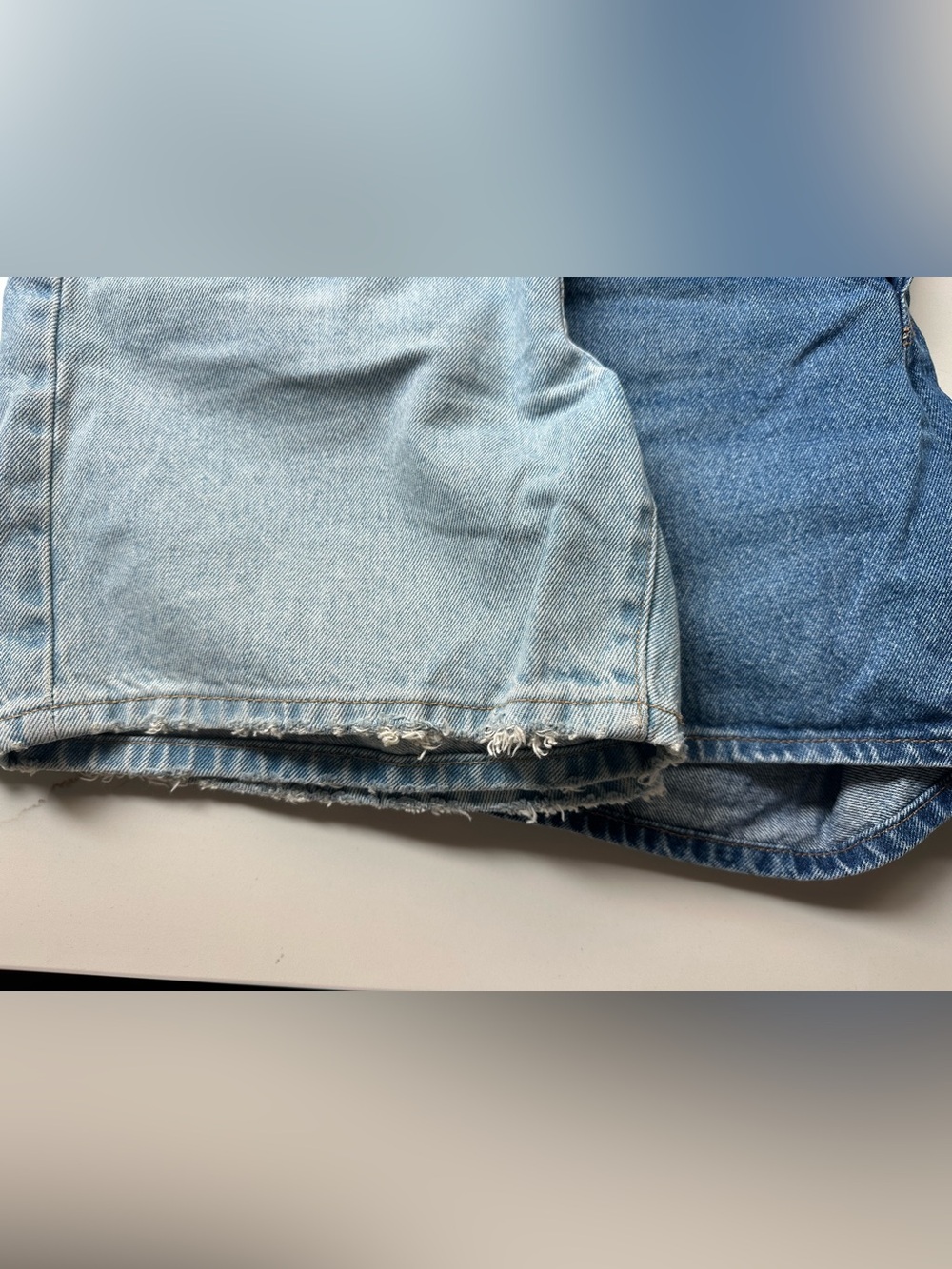 THREE Levi’s Denim Ribcage Shorts Thigh-high - Dark, Light & Mid Wash Size 28 - Picture 12 of 13